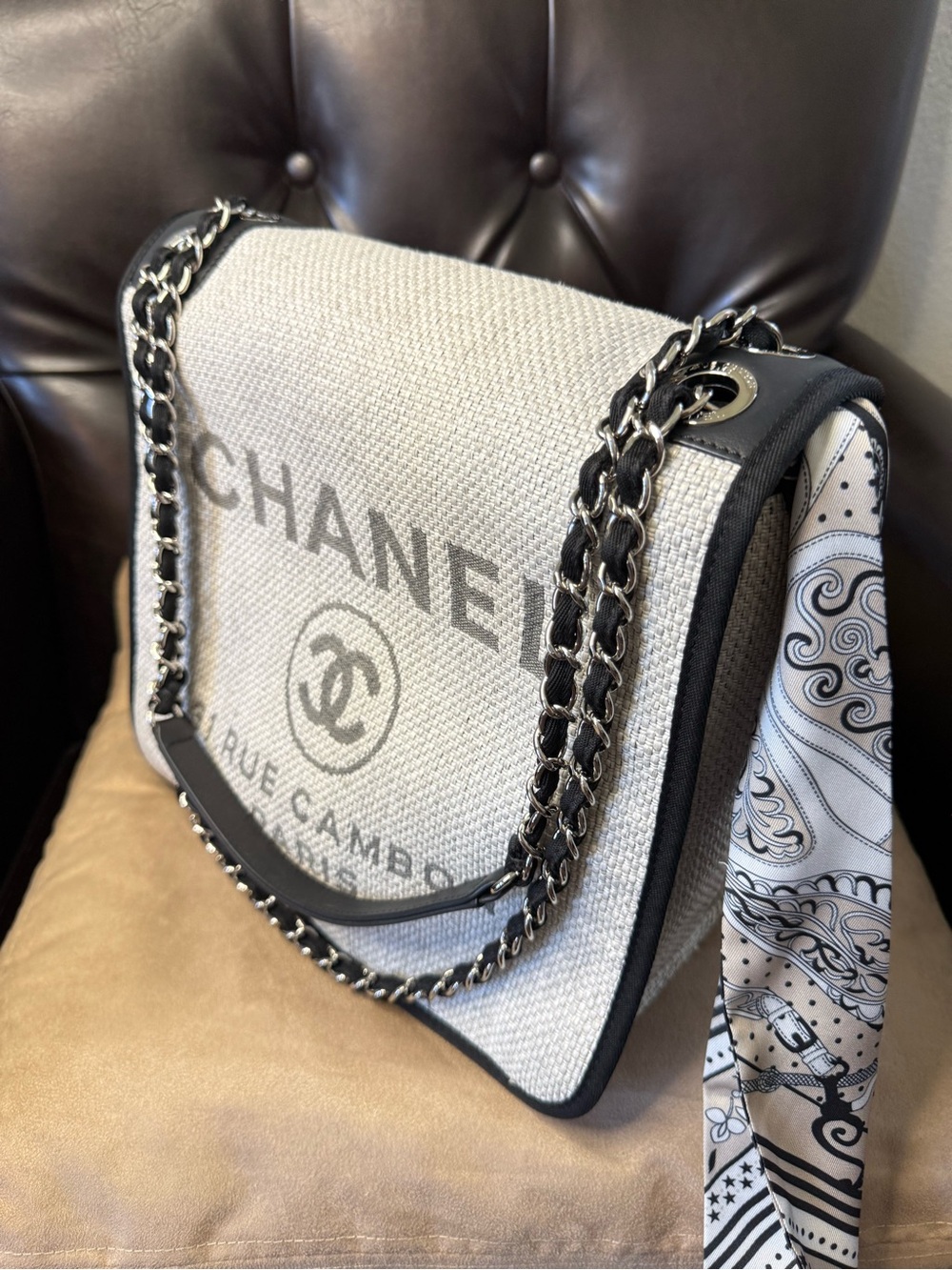 💎AUTHENTIC CHANEL GRAY RAFFIA DEAUVILLE MESSENGER/SHOULDER BAG/CROSSBODY-EUC - Picture 4 of 17
